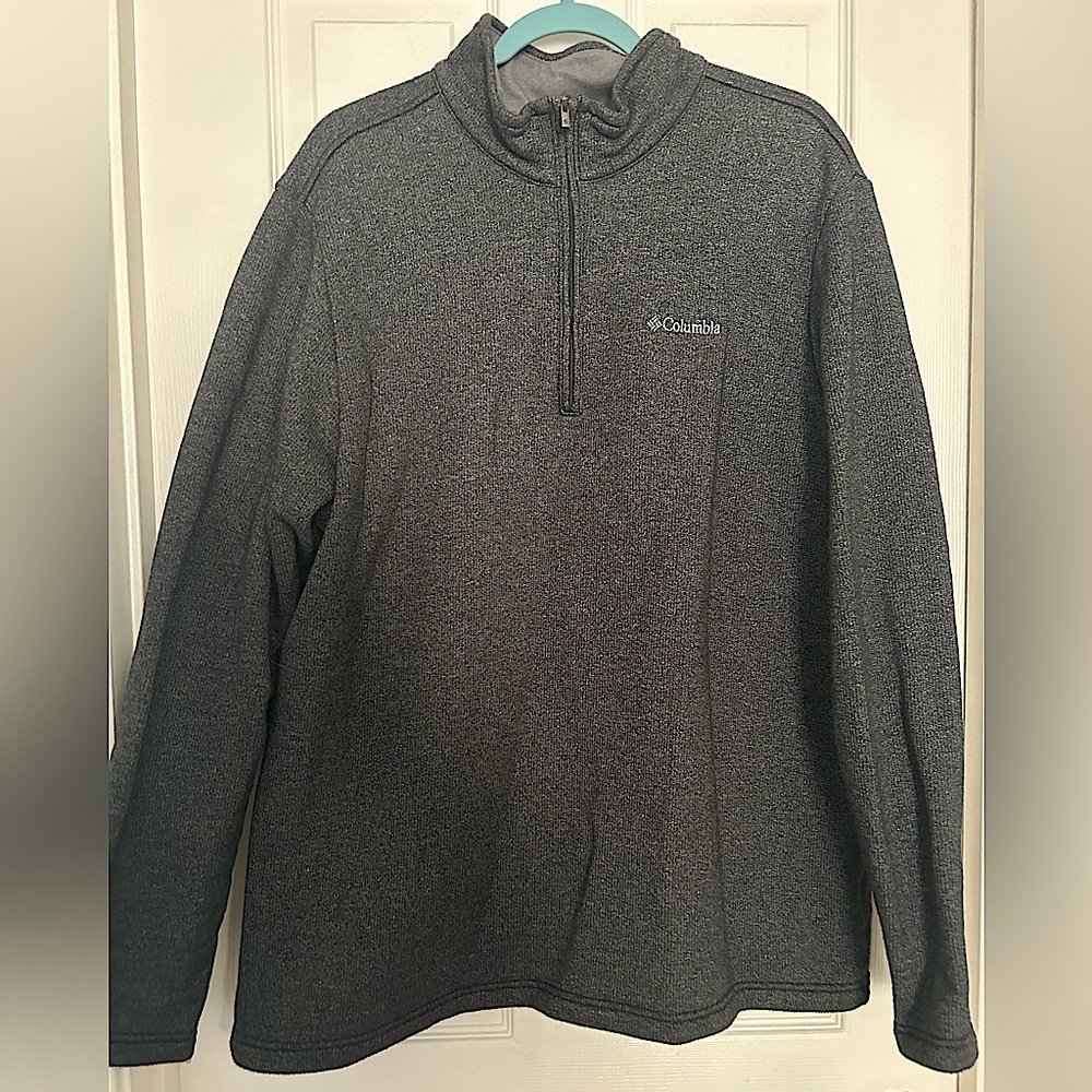 Men’s Columbia 1/2 zip sweater